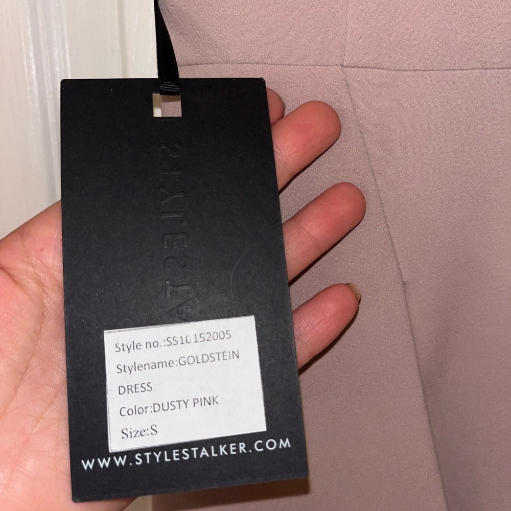 😍BRAND NEW WITH TAGS😍 STYLESTALKER GOLDSTEIN DRESS DUSTY PINK - SIZE 4 - Picture 6 of 9